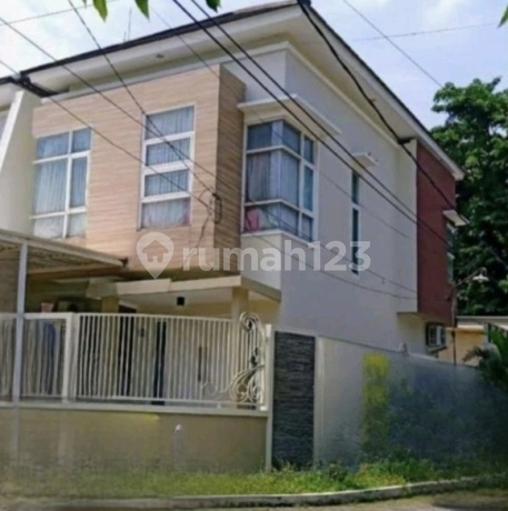 Spesial Price Rumah Hook 2 Lantai Manyar Indah Furnish