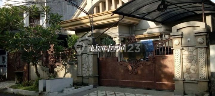 Dijual Rumah 2 Lantai Di Raya Manyar Tompotika Surabaya