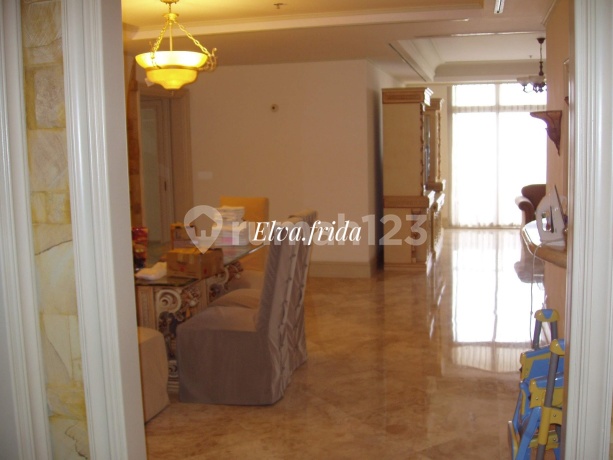 For Sale 3+1 Bedroom Apartment in Puri Matahari, West Surabaya For Sale 3+1 Bedroom Apartment in Puri Matahari, West Surabaya