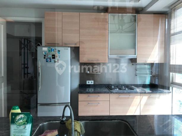 Disewakan Apartemen The Peak, 3br, Furnished, Bagus