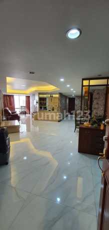 Disewakan Condominium Taman Anggrek 3 BR, Siap Huni Tinggal Bawa Koper Disewakan Condominium Taman Anggrek 3 BR, Siap Huni Tinggal Bawa Koper