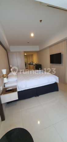 Apartemen Pinnacle Lantai 15 View City Tengah Kota