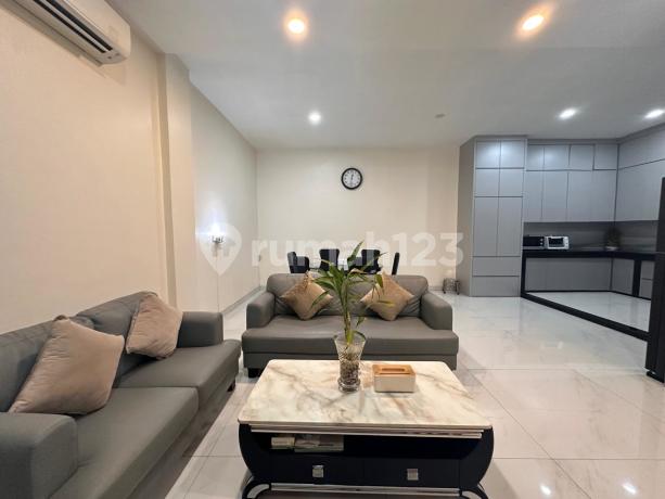 Quick Sale Luxury Villa Givenchy One Lebar8 Quick Sale Luxury Villa Givenchy One Lebar8