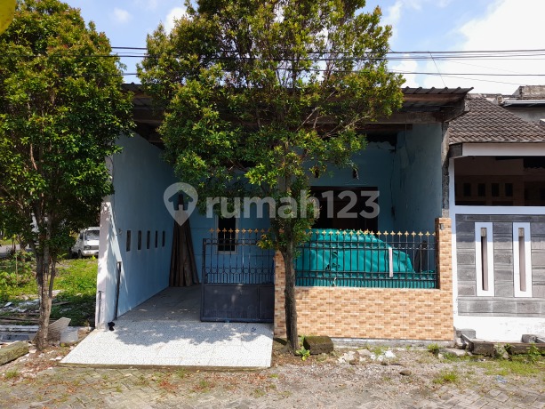 Rumah Murah di Perumahan Tunggorono – Investasi Menjanjikan! Rumah Murah di Perumahan Tunggorono – Investasi Menjanjikan!