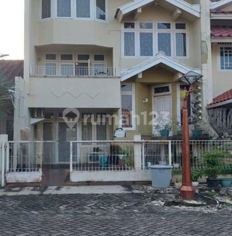 Taman Rempoa Indah, TangSel. Rmh Cozy SiapHuni Split Lvl 7Lt, SHM