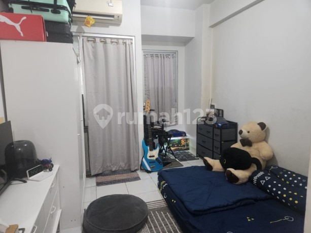 Super Cheap. Emerald Bintaro Apartment. Furnished, Studio, View Swimming Pool