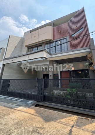 PURI MADANI, Pondok Cabe. Rumah Baru, SiapHuni, 2Lt, BEBAS BANJIR