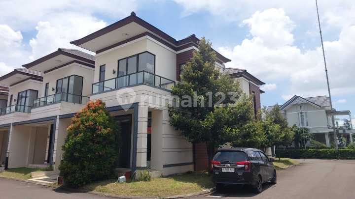 Rumah Cantik Lavon Swan City Siap Huni