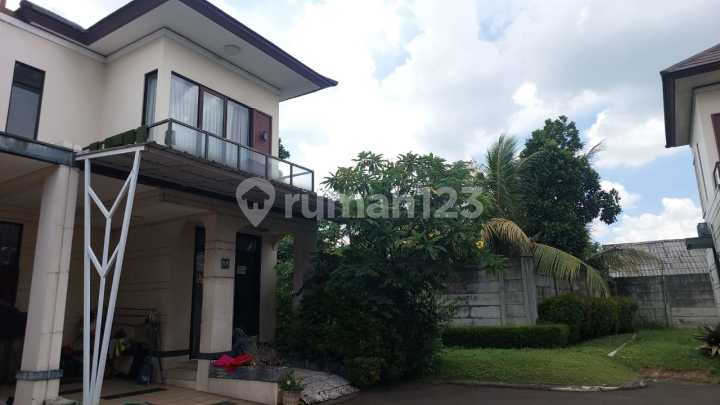 Rumah Cantik Lavon Swan City Termurah