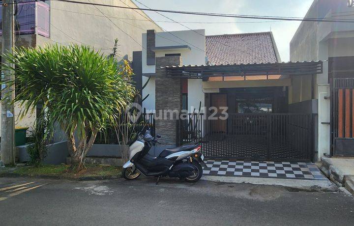 Dijual Cepat Rumah Siap Huni Boulevard Mahkota Simprug Cieldug