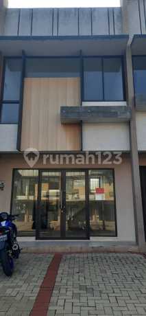 Ready-to-Live-In Shophouse in Bali Resort Bogor Housing Ready-to-Live-In Shophouse in Bali Resort Bogor Housing