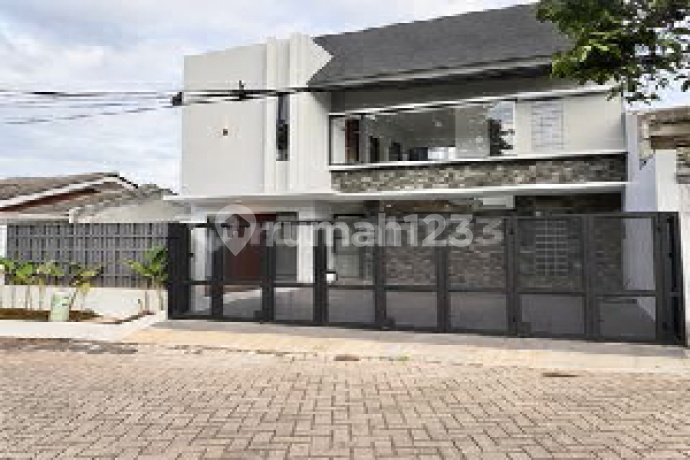 Rumah Di Kencana Loka Bsd City Keren Abis