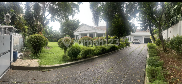 Rumah Sultan Mewah di Jakarta Selatan, Luas 2337 m2, Kolam Renang Rumah Sultan Mewah di Jakarta Selatan, Luas 2337 m2, Kolam Renang