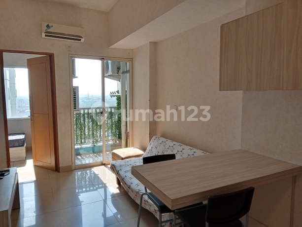 Apartemen The Nest, 2 BR, View Kolam Renang, Corner, Dekat Lift, Full Furnished, Dekat Tol Apartemen The Nest, 2 BR, View Kolam Renang, Corner, Dekat Lift, Full Furnished, Dekat Tol