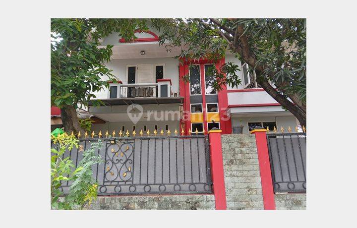 Dijual Rumah di Metro Permata 2 , Luas 193 M2, Hoek, Bagus Murah, Dekat Tol Karang Tengah