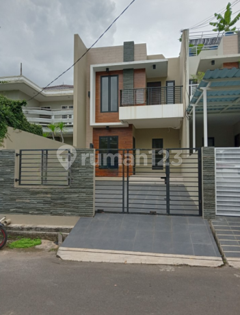 Rumah Baru Persada Sayang, 2 Lantai, Bagus, Dekat Stasiun dan Tol Rumah Baru Persada Sayang, 2 Lantai, Bagus, Dekat Stasiun dan Tol