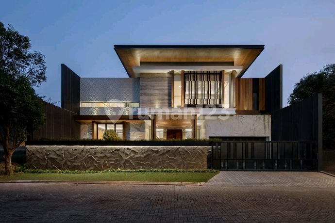 Include Furnished + kolam renang Rumah Mewah Puri Arga Golf Bsb Include Furnished + kolam renang Rumah Mewah Puri Arga Golf Bsb