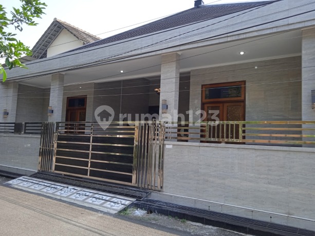 Rumah mewah bukitsari full furnished dekat UNDIP TEMBALANG