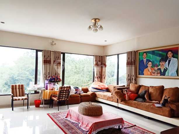 Dijual Rumah minimalis  2 lantai area sejuk di Royal View Residence Ciwaruga Bandung
