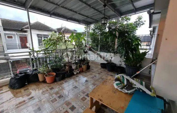 Dijual Rumah Strategis di Komplek Mitra Residence Antapani Bandung