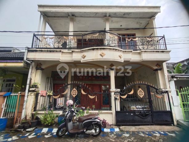 Rumah 2 Lantai Siap Huniperum Bluru Permai Dekat Alun2 Sidoarjo