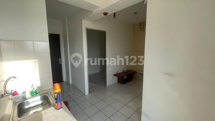 Jual Cepat, Unit 2Br Semi Furnish Middle Floor di Pancoran Riverside, Nego Jual Cepat, Unit 2Br Semi Furnish Middle Floor di Pancoran Riverside, Nego