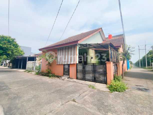 Rumah Minimalis ada 4 kamar tidur dan 2 kamar ******** perumahan Tatya Asri Jl.Alternatif ******** Cluster.lingkungan Nyaman dan ******** Sangat Startegis.