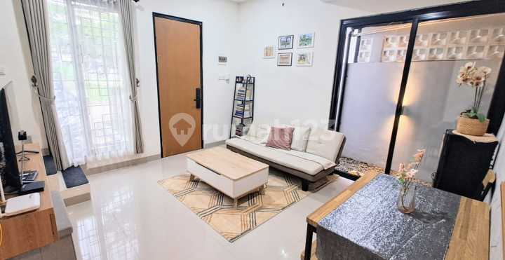 Rumah Cantik Siap Huni,Furnish,Lokasi Sangat Startegis di Perumahan Adhi City,Sentul Bogor