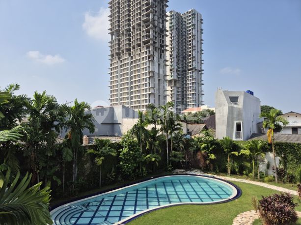 Beautiful House with Swimming Pool in Cilandak, South Jakarta Beautiful House with Swimming Pool in Cilandak, South Jakarta