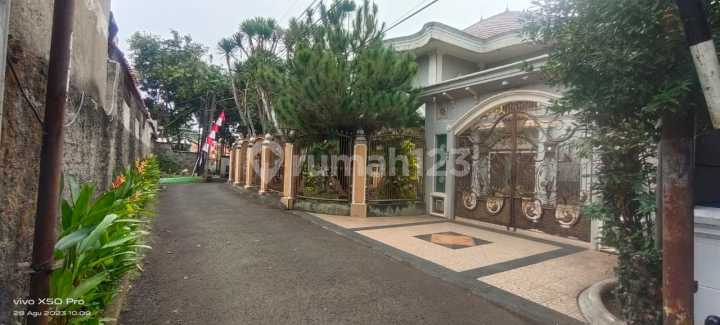 Rumah Classic Bagus Dalam Kompleks Jagakarsa Jaksel