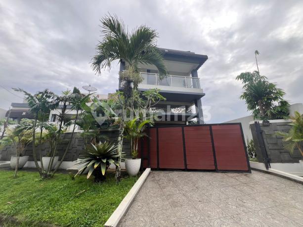 RUMAH MODERN DESIGN VILLA ASRI NYAMAN VIEW PEGUNUNGAN BOGOR