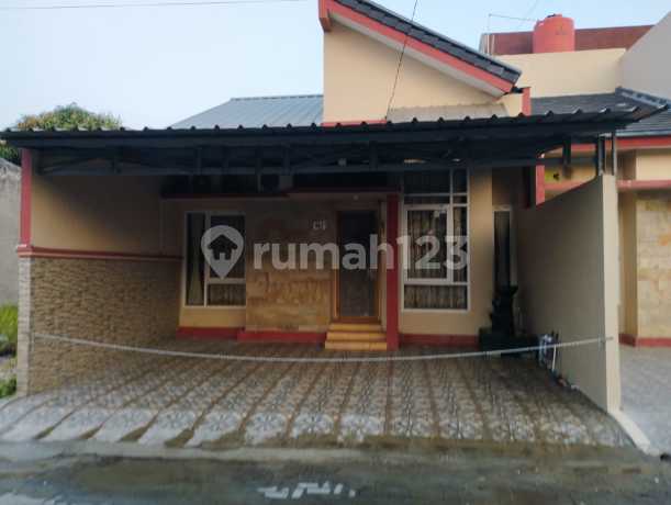 Rumah Modern Minimalis Full Furnished di Perum. Villa Bukit Tirtayasa, Bandar Lampung Rumah Modern Minimalis Full Furnished di Perum. Villa Bukit Tirtayasa, Bandar Lampung