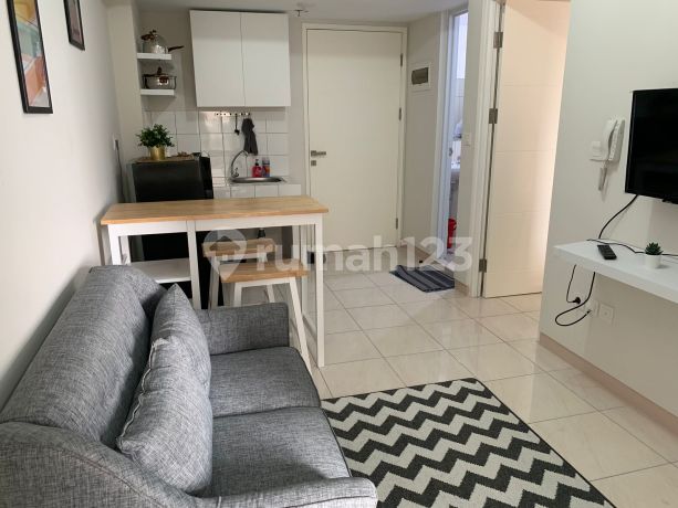 Dijual the springlake summarecon bekasi tower basella