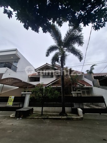 Rumah Asri Terawat Di Jatiwaringin Asri Pondok Gede Bekasi Rumah Asri Terawat Di Jatiwaringin Asri Pondok Gede Bekasi