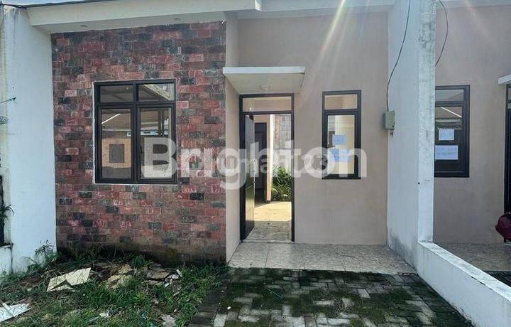 RUMAH STANDAR TAMAN SEPATAN GRANDE