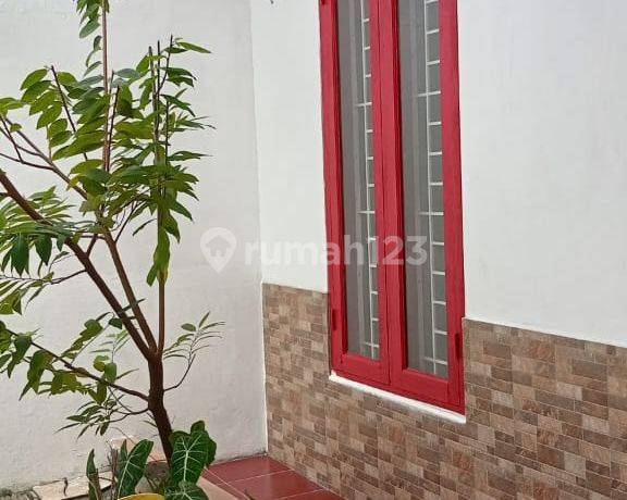 DIJUAL RUMAH RAPI SIAP HUNI DI PERMATA TANGERANG BEBAS banjir