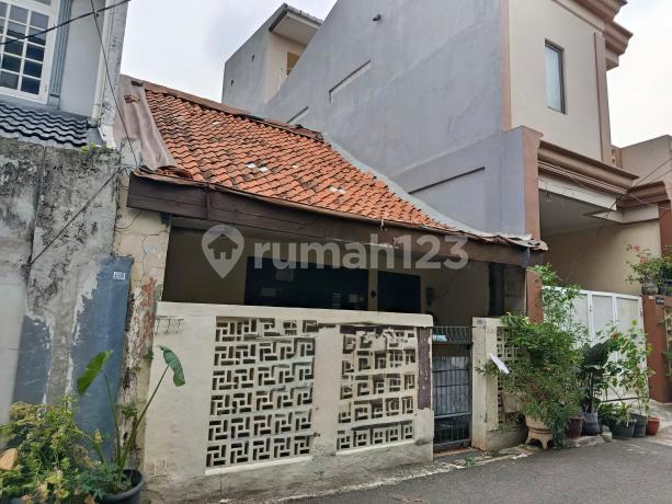Rumah Tua Hitung Tanah Di Rawamangun- Harga Dibawah Pasar 