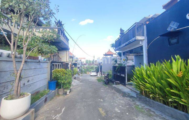 Rumah 2 Lantai di Griya Tansa Trisna Dalung Badung
