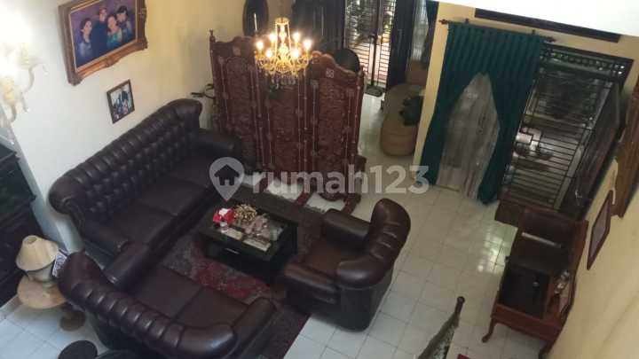 Rumah hook 2 lantai siap huni di Indokisar Kelapa Dua Wetan Cibubur