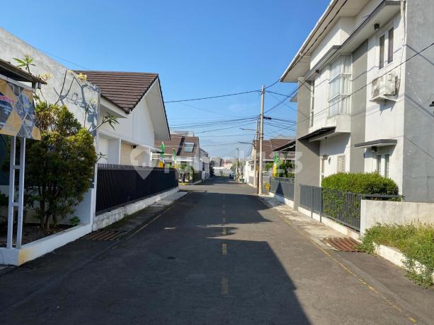 Rumah Murah Full Furnished di Komplek Ciganitri Bojongsoang Bandung Rumah Murah Full Furnished di Komplek Ciganitri Bojongsoang Bandung