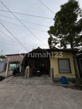 Dijual Rumah bisa untuk Usaha Dalam Komplek Arcamanik Cisaranten