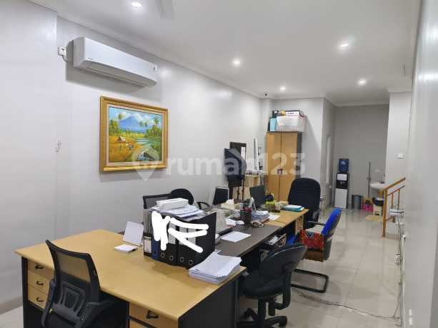 Rukan Ruko Mutiara Taman Palem Jakarta Barat 4.5x15 Hadap Selatan