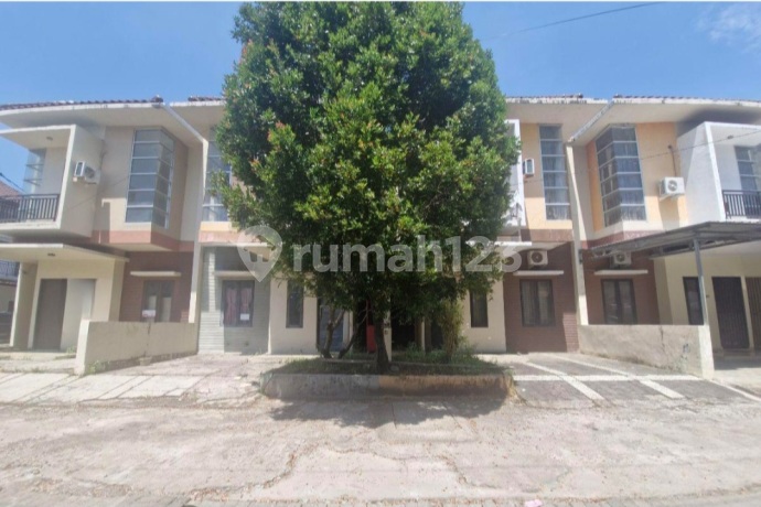 Rumah Dijual 2 Unit Sekaligus Di Kawasan Panakkukang Mas Makassa 