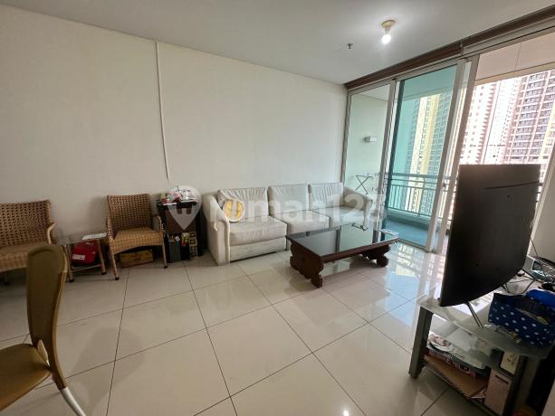 Apartment Central Park Residence 2+1 Br Tower Alaina Lantai Sedang Semi Furnished Apartment Central Park Residence 2+1 Br Tower Alaina Lantai Sedang Semi Furnished
