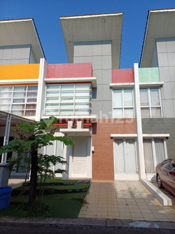 Sell Cheap Beautiful House Riviera Village Gading Serpong Tangerang Sell Cheap Beautiful House Riviera Village Gading Serpong Tangerang