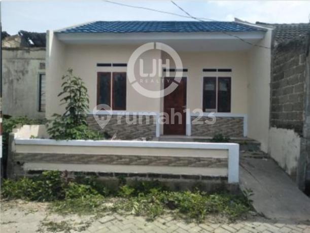 Dijual Rumah di Taman Adiyasa Solear Tangerang