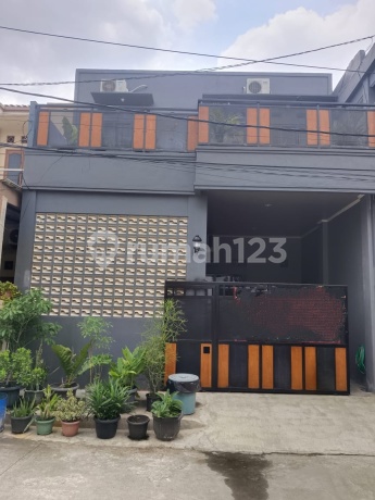 Rumah Bangunan Baru 2 Lantai Siap Huni,bebas Banjir Di Perumahan Tytyan Kencana,marga Mulya Nempel Summarecon Bekasi,bekasi Utara