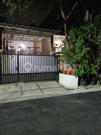 Rumah 1,5 Lantai Siap Huni,Bebas Banjir Harga Murah Dibawah Pasar di Duta Bumi,Pejuang,Medan Satria,Kota Harapan Indah,Bekasi