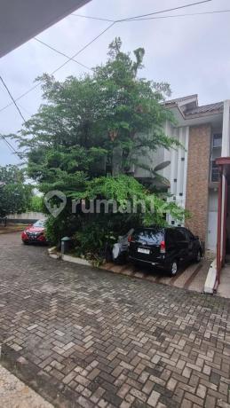 Rumah Pelangi Matoa Bagus Furnished SHM Krukut, Depok
