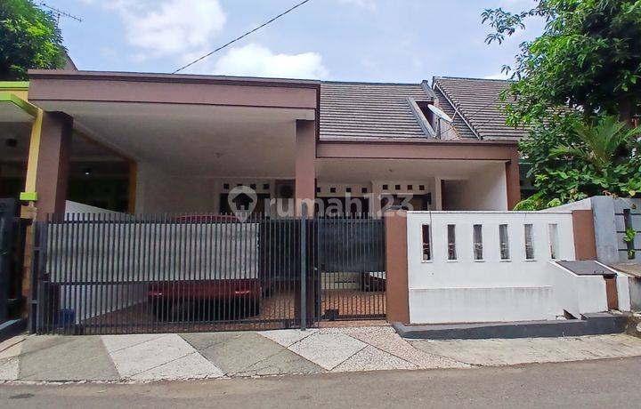 Rumah 1,5 Lantai Dijual Murah Siap Huni Bebas Banjir Dalam Cluster Bella Casa Residence di Pancoran Mas Depok